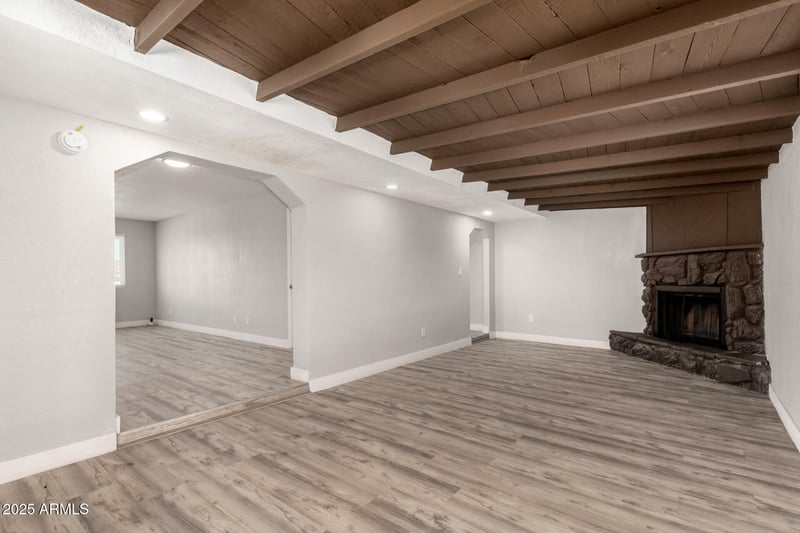 8438 Montecito Ave, Phoenix, AZ 85037