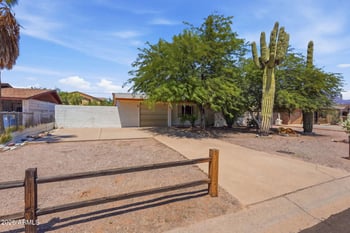 844 Desert Ave, Apache Junction, AZ 85119
