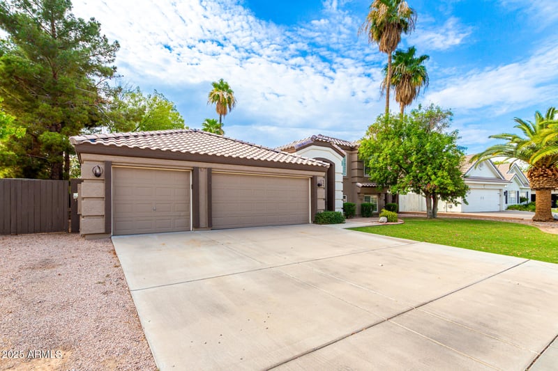 844 Oracle --, Mesa, AZ 85203