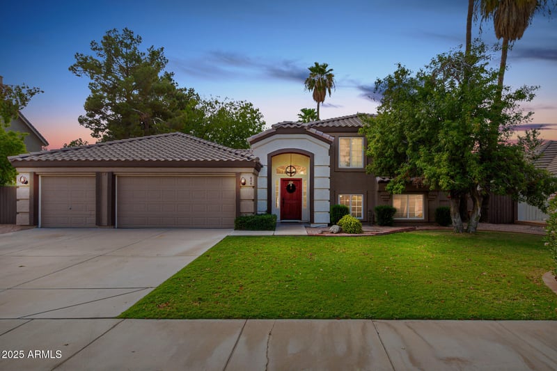 844 Oracle --, Mesa, AZ 85203