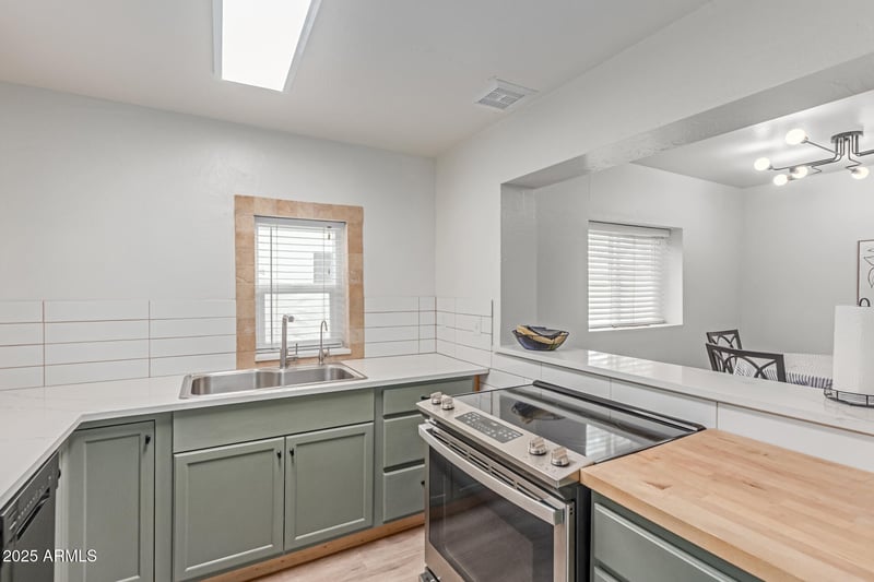 844 Townley Ave, Phoenix, AZ 85020