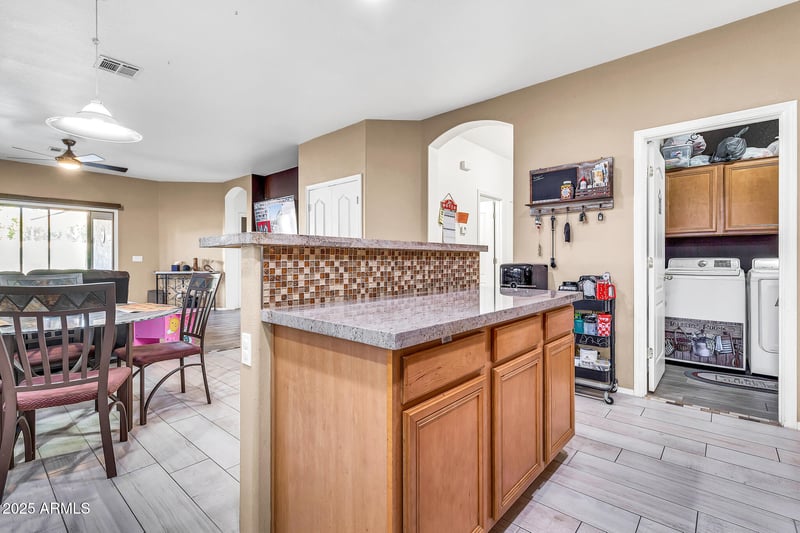 8440 Edgewood Ave, Mesa, AZ 85208