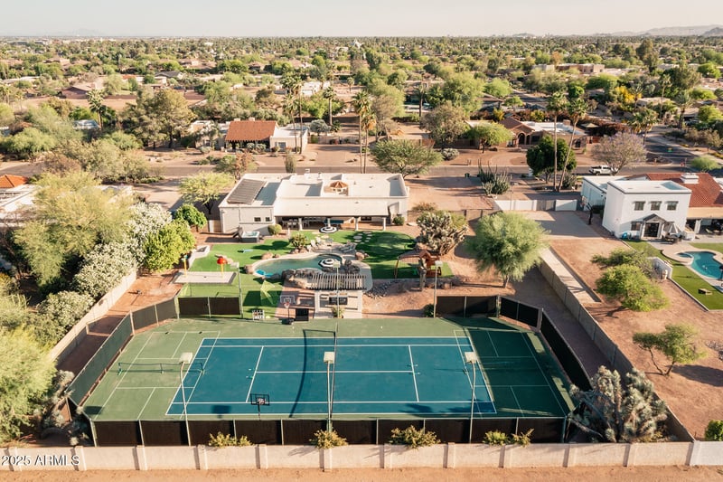 8440 Pepper Tree Ln, Scottsdale, AZ 85250