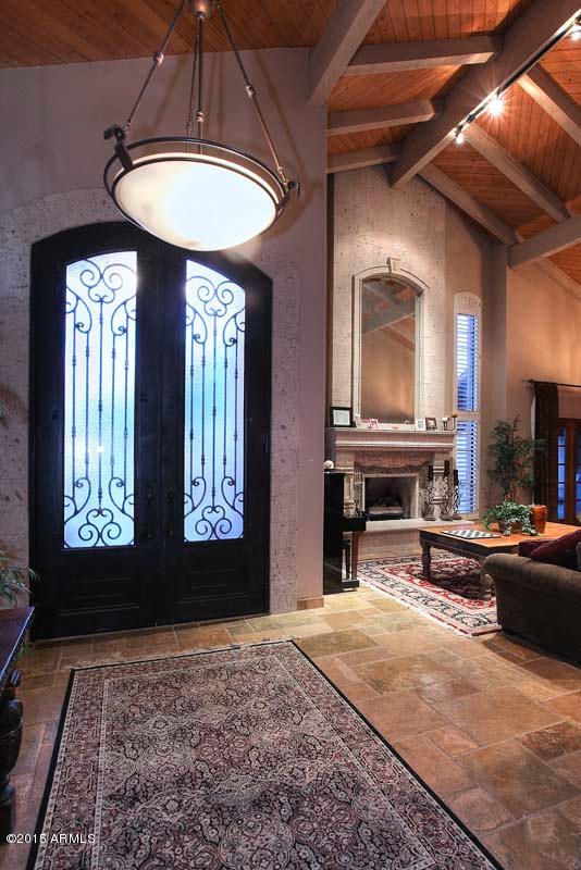 8441 E Charter Oak Dr, Scottsdale, AZ 85260