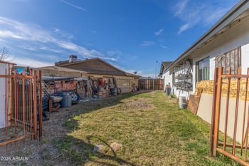 8443 51st Dr, Glendale, AZ 85302