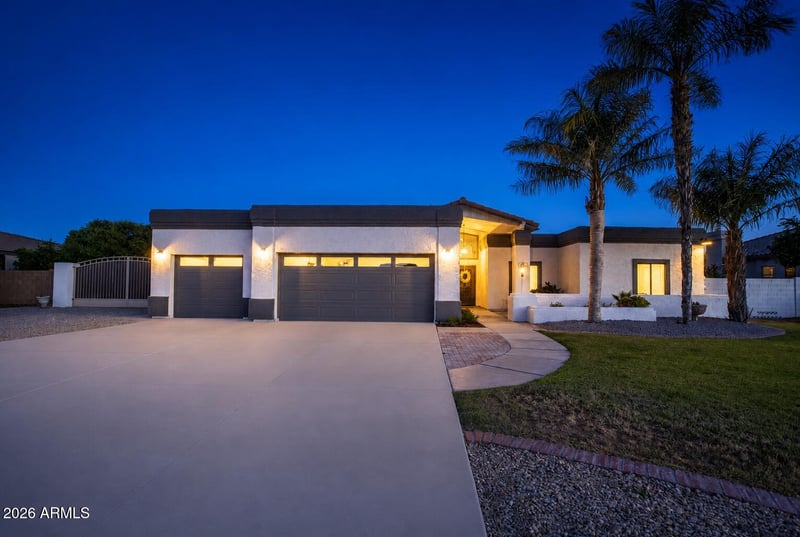 8443 Donald Dr, Peoria, AZ 85383