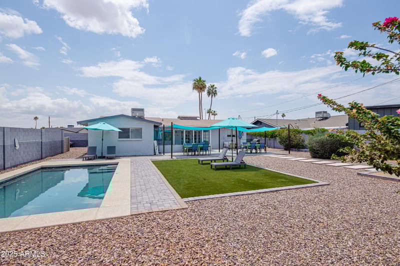 8444 Piccadilly Rd, Scottsdale, AZ 85251
