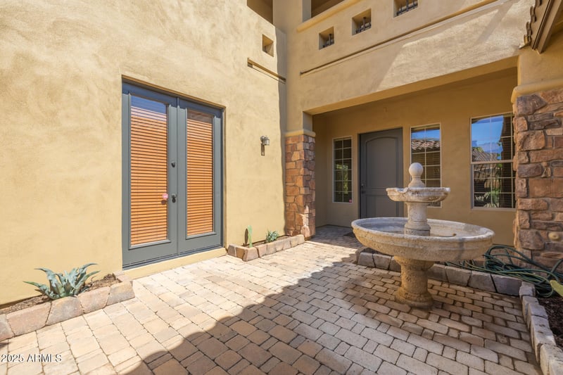 8447 22nd St, Phoenix, AZ 85042