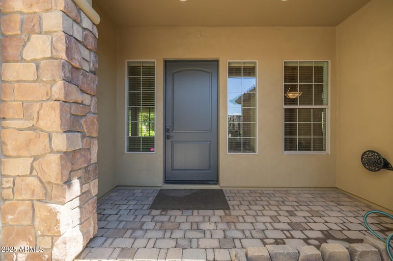 8447 22nd St, Phoenix, AZ 85042