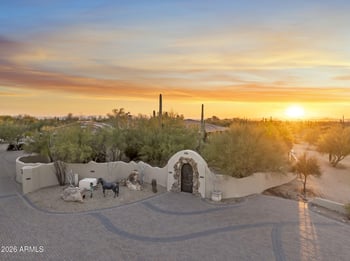 8449 Dixileta Dr, Scottsdale, AZ 85266