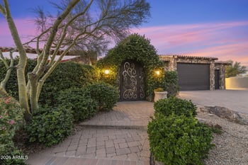 8449 Dixileta Dr, Scottsdale, AZ 85266