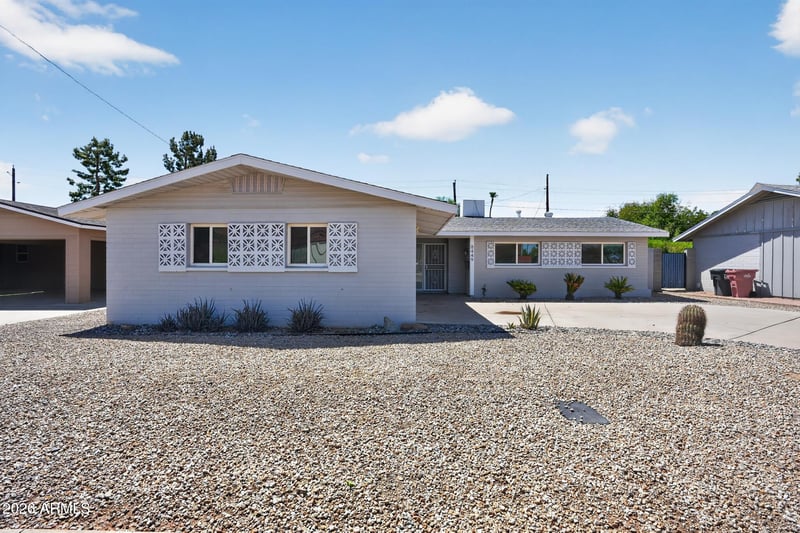 8449 E Jackrabbit Rd, Scottsdale, AZ 85250