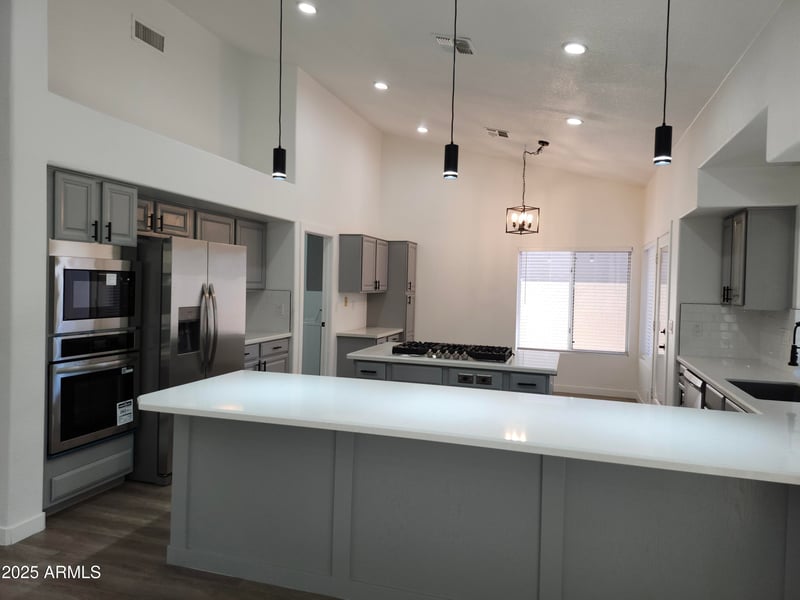 8449 Rockwood Dr, Peoria, AZ 85382