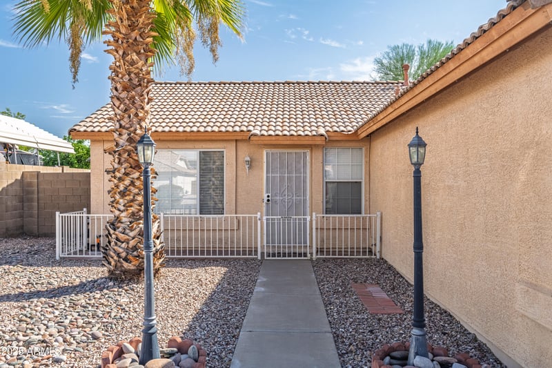 845 15th Ln, Apache Junction, AZ 85120