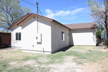 845 17th St, Douglas, AZ 85607