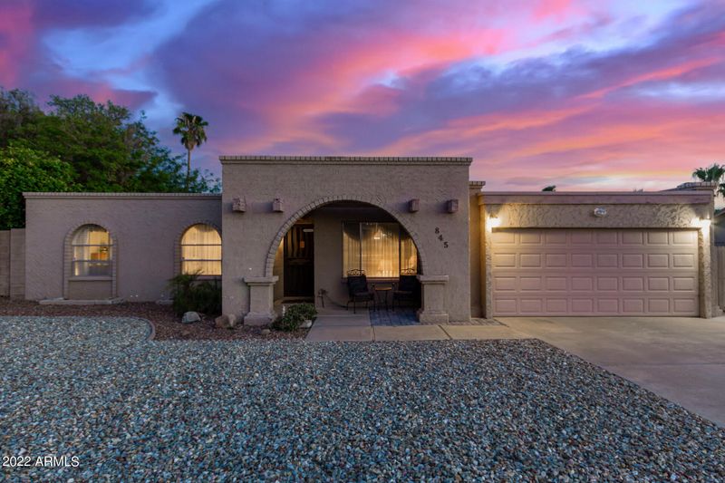 845 E Coral Gables Dr, Phoenix, AZ 85022
