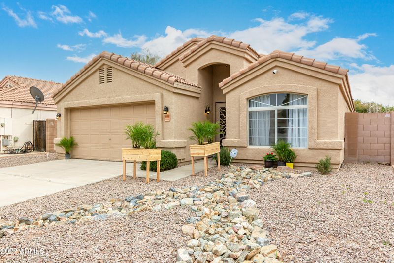 845 E Laredo St, Chandler, AZ 85225