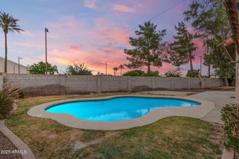 845 Oak Ct, Chandler, AZ 85226