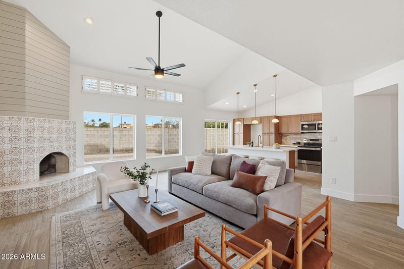 845 Oak Ct, Chandler, AZ 85226