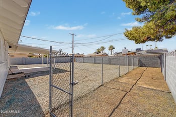 8450 Windsor Ave, Scottsdale, AZ 85257