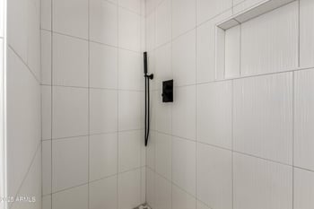 8450 Windsor Ave, Scottsdale, AZ 85257