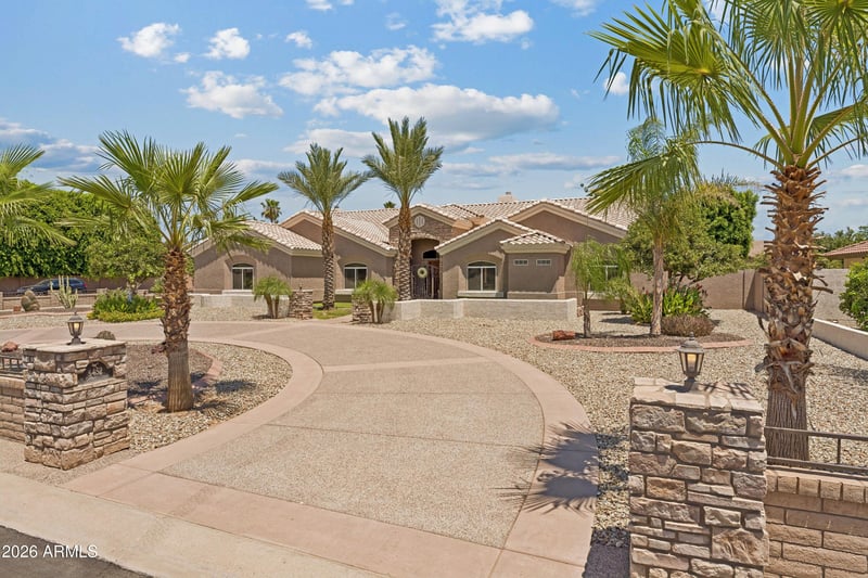 8452 W Donald Dr, Peoria, AZ 85383