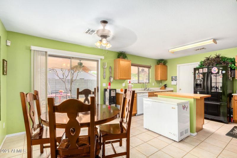 8453 E Nido Ave, Mesa, AZ 85209