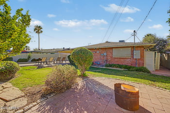 8453 E Rancho Vista Dr, Scottsdale, AZ 85251