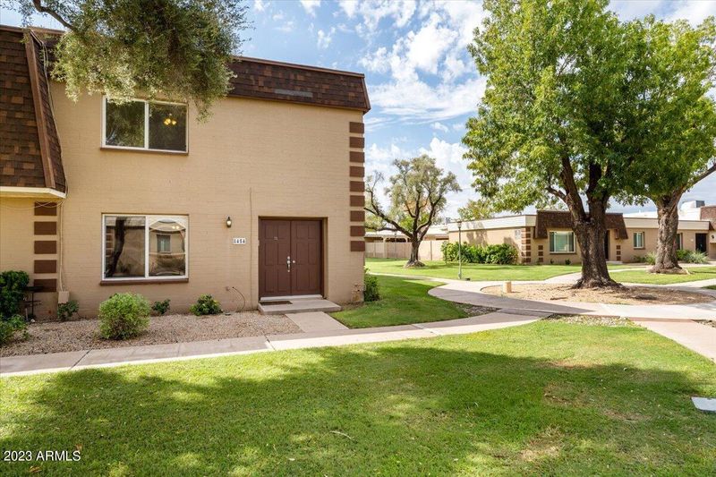 8454 E Chaparral Rd, Scottsdale, AZ 85250