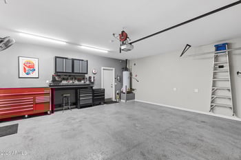 8456 Quail Track Dr, Peoria, AZ 85383