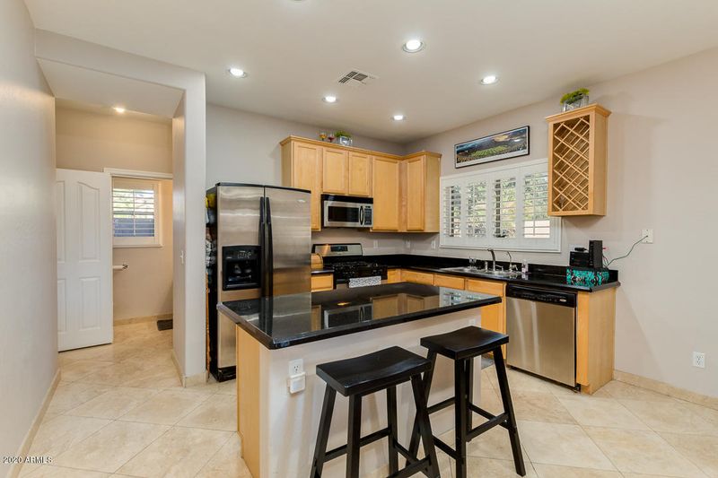 8457 E Keats Ave, Mesa, AZ 85209