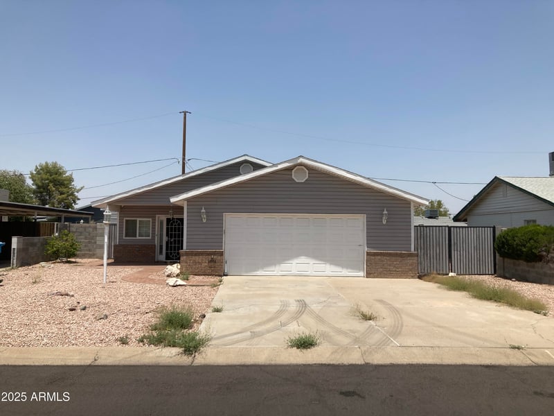 846 Mitchell Dr, Phoenix, AZ 85013