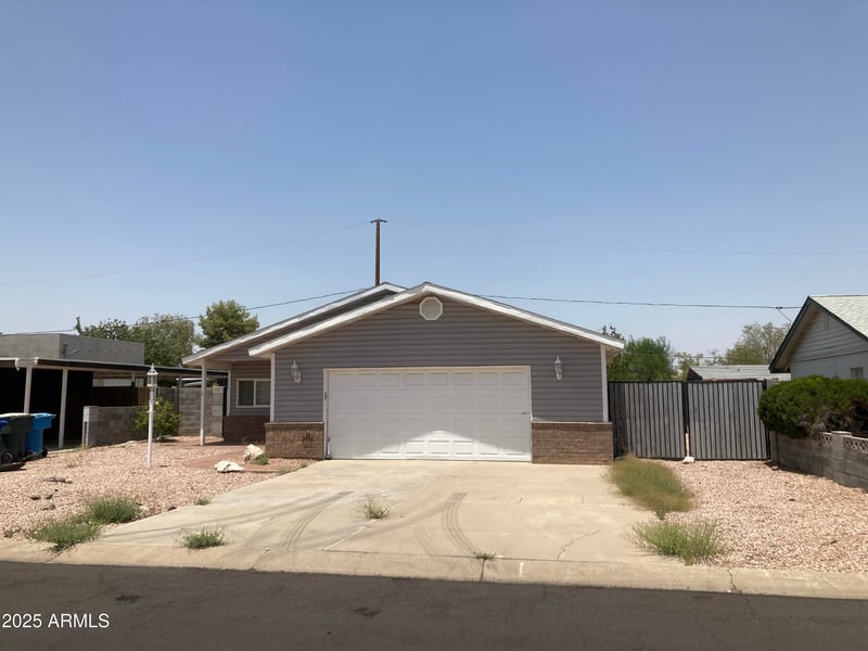 846 Mitchell Dr, Phoenix, AZ 85013