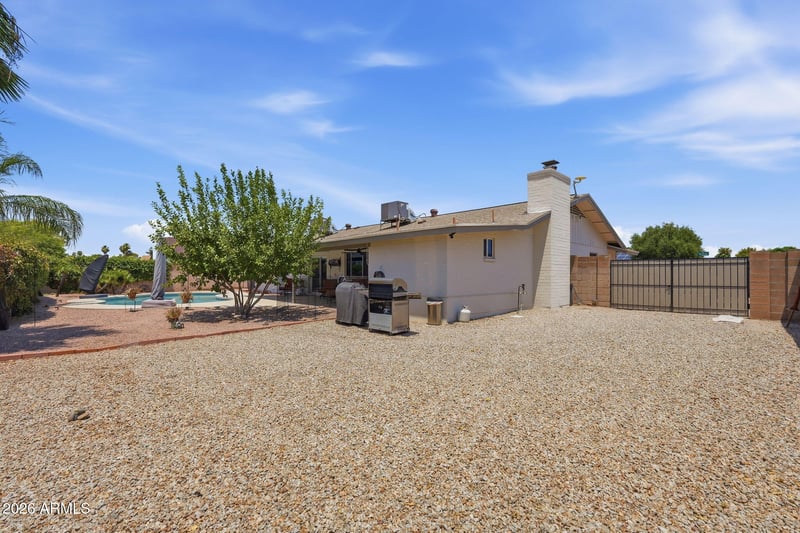 846 N Whiting Cir, Mesa, AZ 85213
