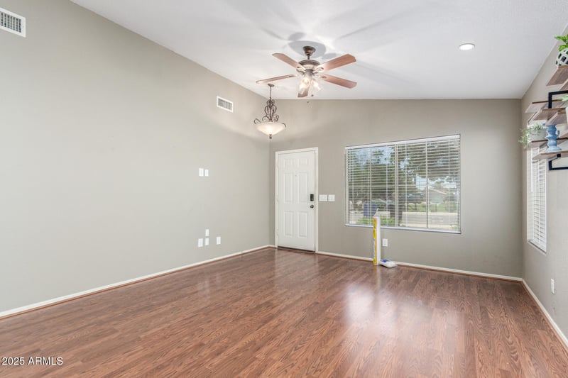 846 Windhaven Ave, Gilbert, AZ 85233