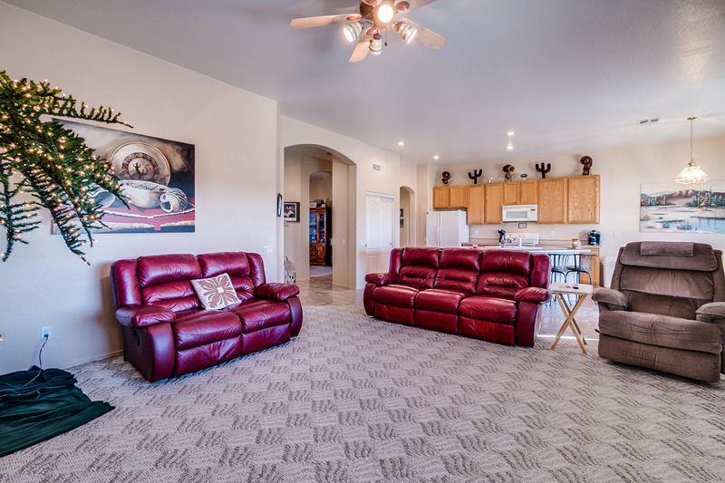 8461 E Naranja Ave, Mesa, AZ 85209