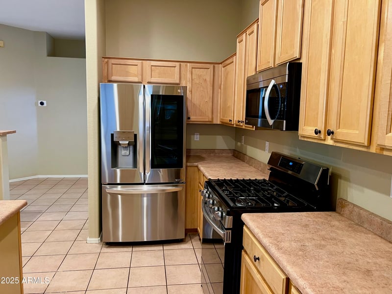 8461 Mcrae Way, Peoria, AZ 85382