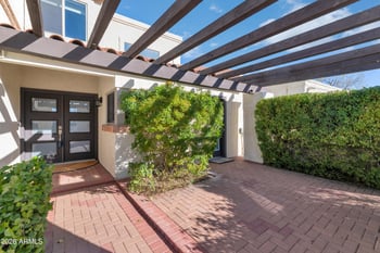 8462 San Bernardo Dr, Scottsdale, AZ 85258