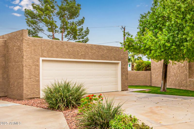 8464 E Malcomb Dr, Scottsdale, AZ 85250
