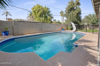 8464 7th Ave, Phoenix, AZ 85021