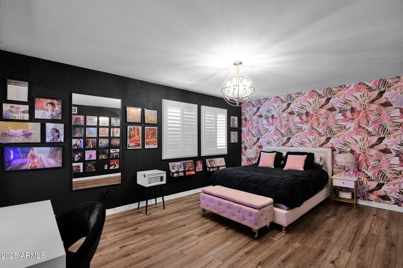 8466 Chaparral Rd, Scottsdale, AZ 85250