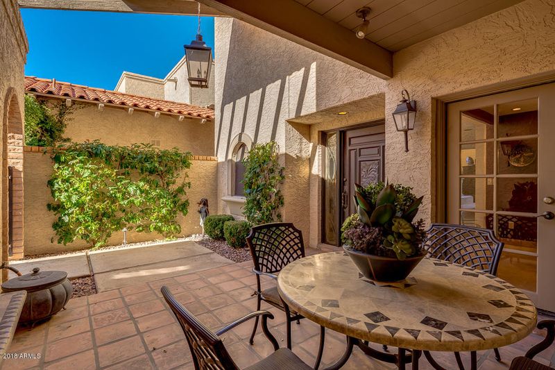 8468 N 84th Pl, Scottsdale, AZ 85258