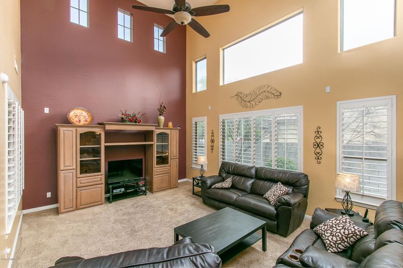 8469 W Heather Ct, Glendale, AZ 85305