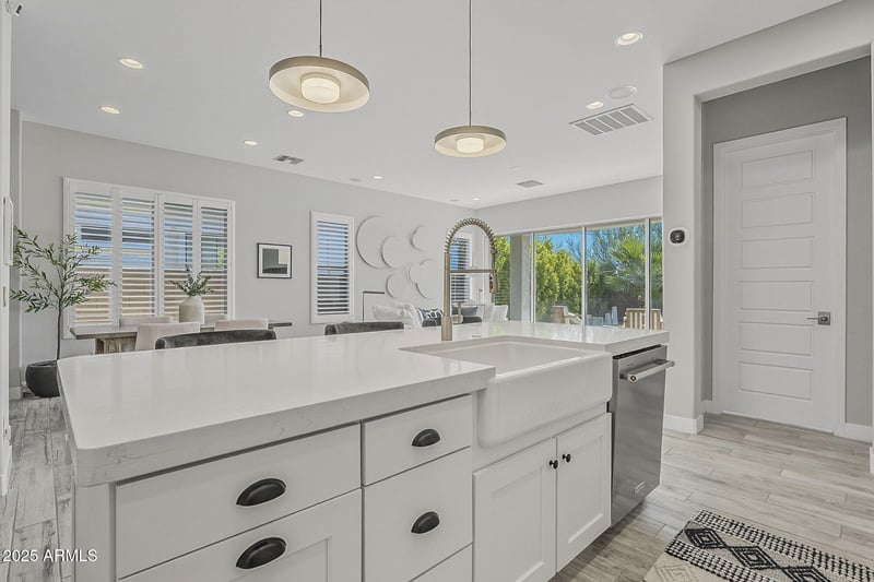 847 Deer Creek Rd, Phoenix, AZ 85048
