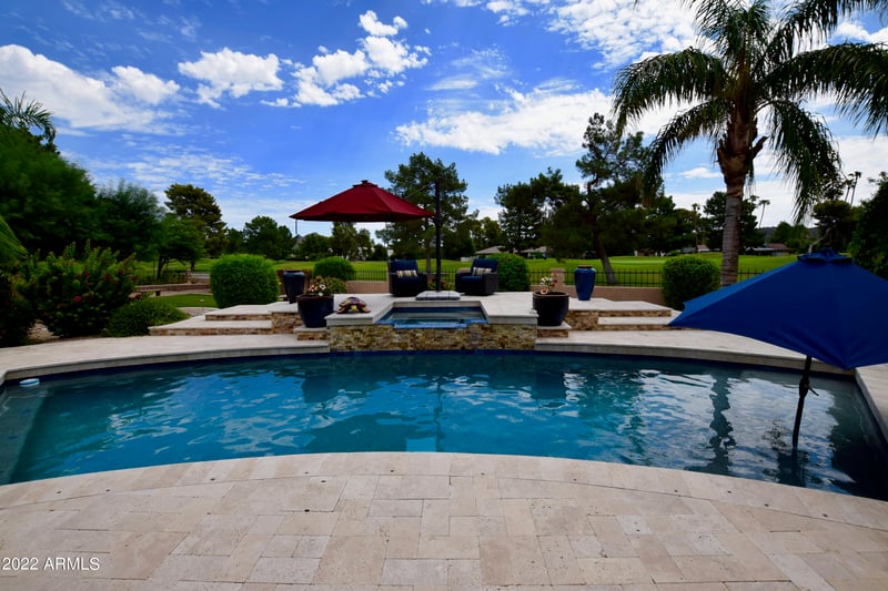 847 W Moon Valley Dr, Phoenix, AZ 85023