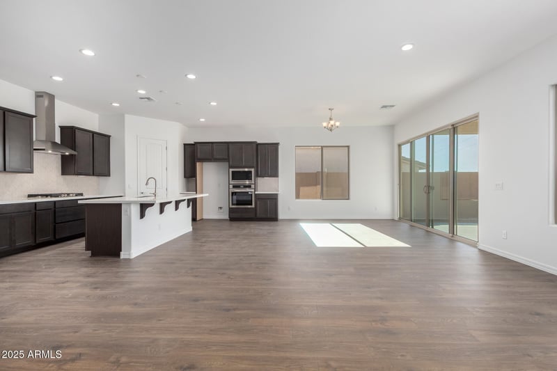 8476 S 168th Ave, Goodyear, AZ 85338