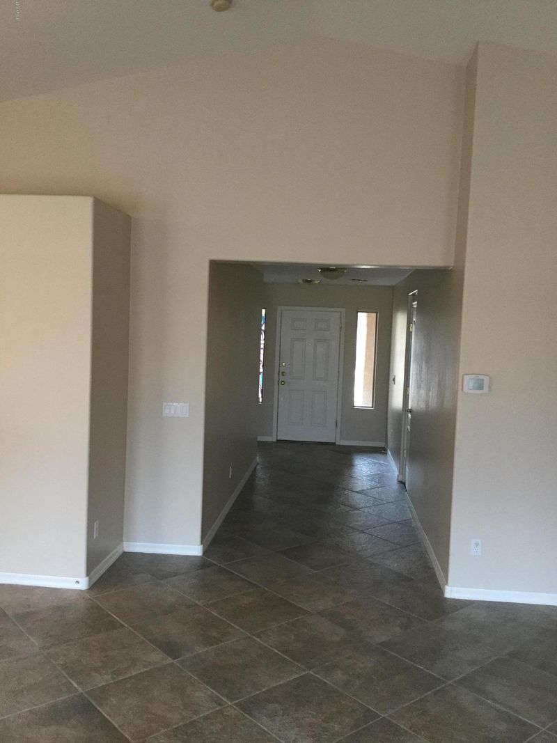 848 W Desert Valley Dr, San Tan Valley, AZ 85143