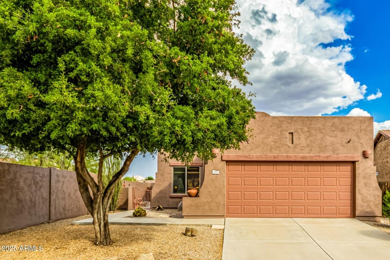 8483 Thorne Mine Ln, Gold Canyon, AZ 85118