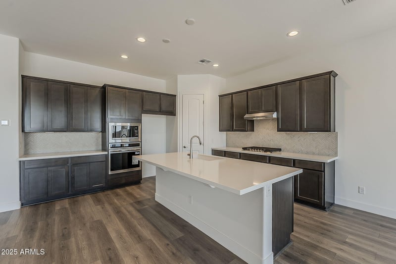 8488 168th Ave, Goodyear, AZ 85338