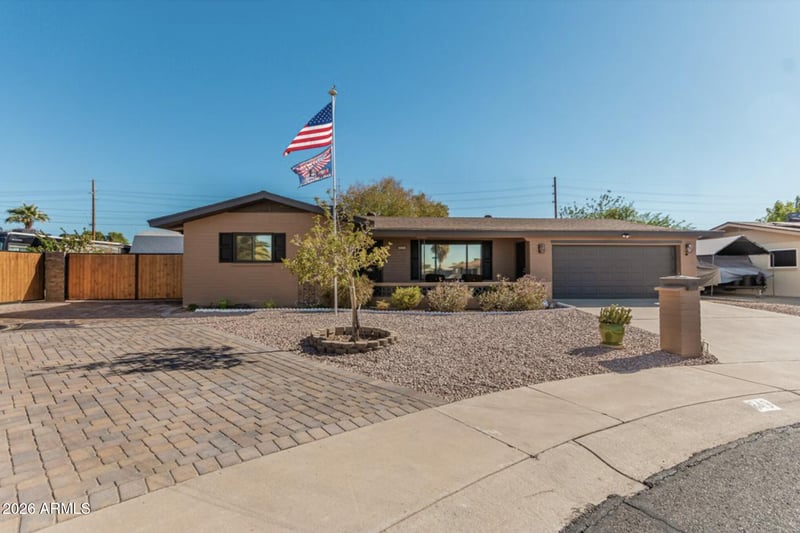 849 67th Pl, Mesa, AZ 85205